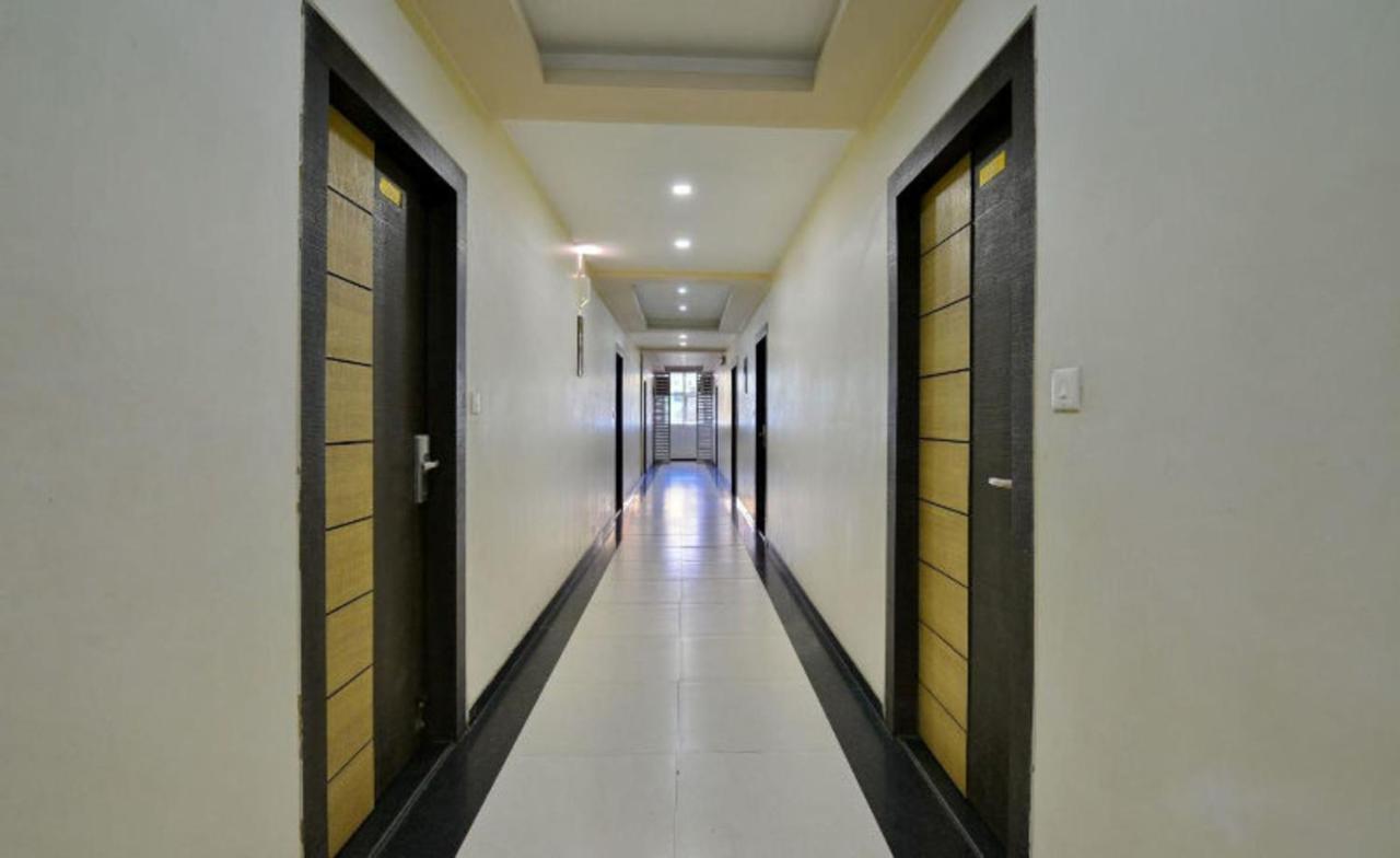 Hotel Samrat Jabalpur Bagian luar foto